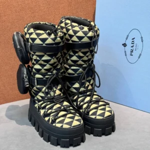 PRADA 30