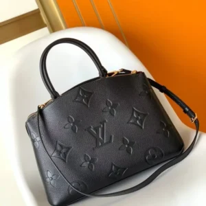 Сумка Louis Vuitton 27