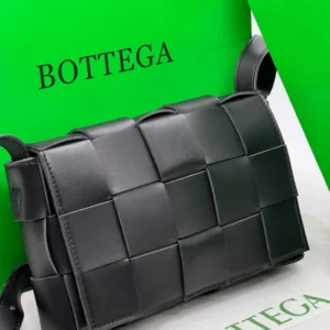 Bottega Veneta 10