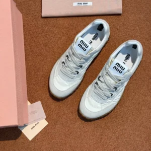 MIU MIU 19