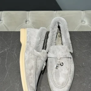 LORO PIANA 2