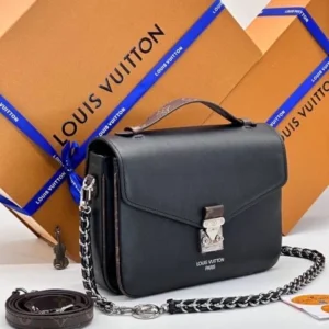 Louis Vuitton 13