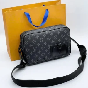 Louis Vuitton 26