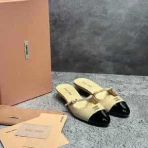 MIU MIU 10