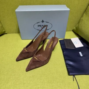 PRADA 4