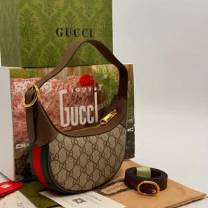 GUCCI 8