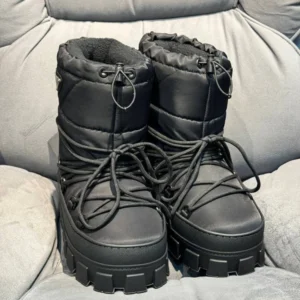 PRADA 18