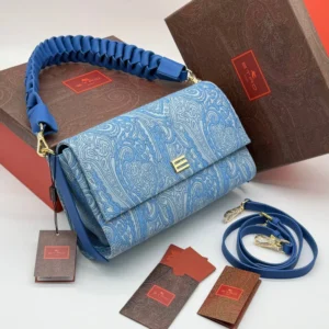 ETRO 8