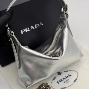 PRADA 3