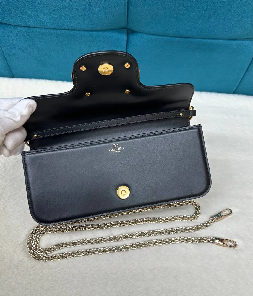 Сумка VALENTINO 1