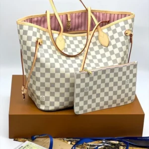 Louis Vuitton 009
